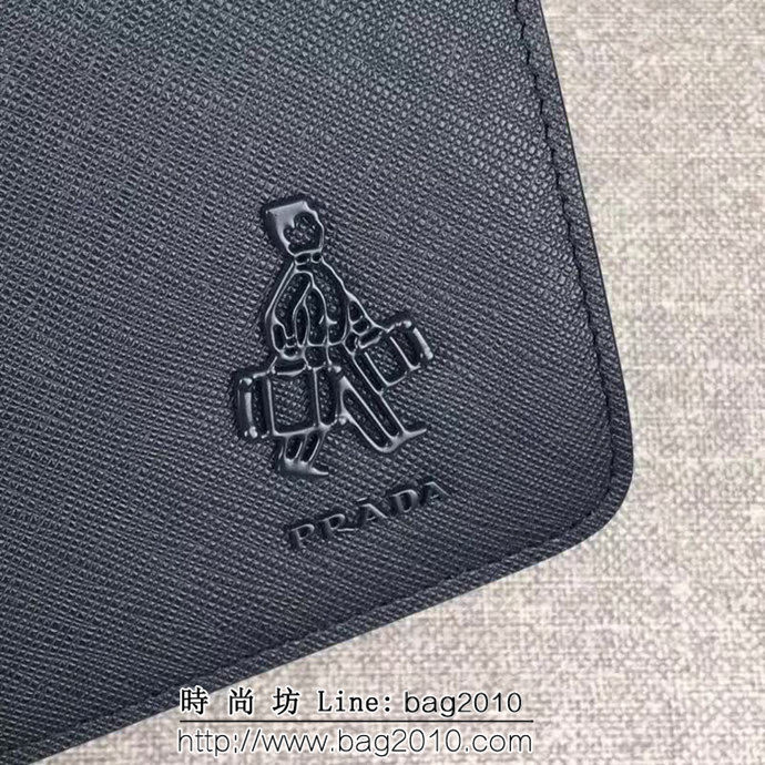 PRADA普拉達 專櫃最新同色標誌 新款 頂級原單十字紋牛皮 男士手包 2VF056 DD1529